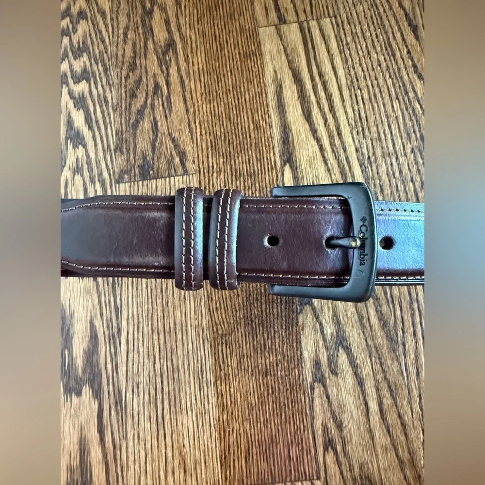 Columbia brown leather men’s belt 36